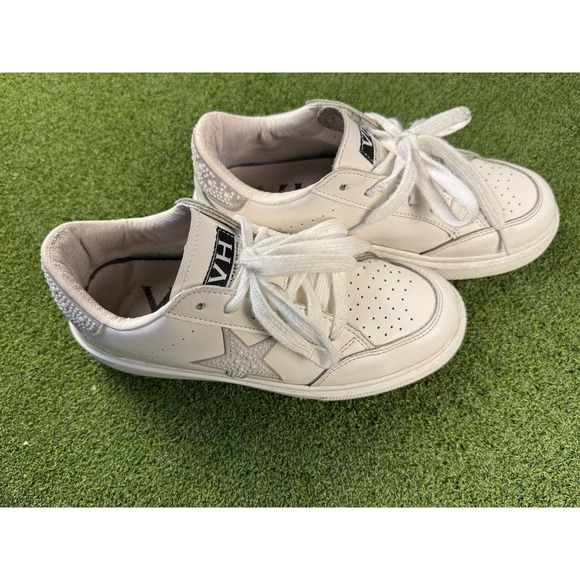 Vintage Havana White Sneakers with Silver Accents - Picture 4 of 10